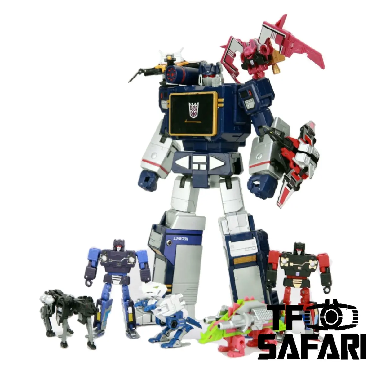 Robot Hero K-01 Pony (W/ Six Cassette Soldiers, Masterpiece Mp-13 Soundwave) 25Cm / 10" 1